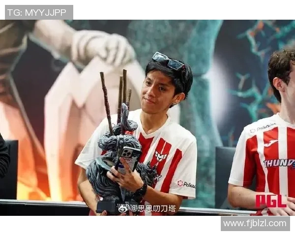 电竞比分对话杨秀英回顾DOTA2生涯与成长历程的深度探讨 电竞比分对话杨秀英回顾DOTA2生涯与成长历程的深度探讨