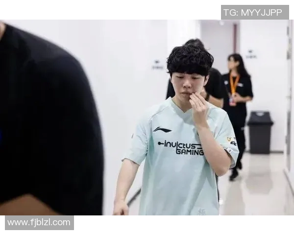 S15电竞总决赛王者荣耀精彩回顾FPX如何成功反击夺冠之路 S15电竞总决赛王者荣耀精彩回顾FPX如何成功反击夺冠之路